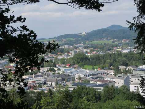 IMG_1248 Salzburg - Anstieg auf den Kapuzinerberg mit Aussicht auf Maria Plain_prot_1600x1200_250KB