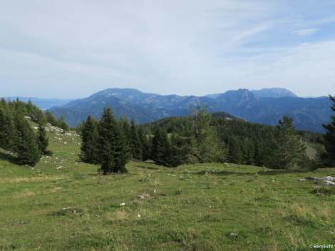 Blick von der Seealpe zu den Steiner Alpen